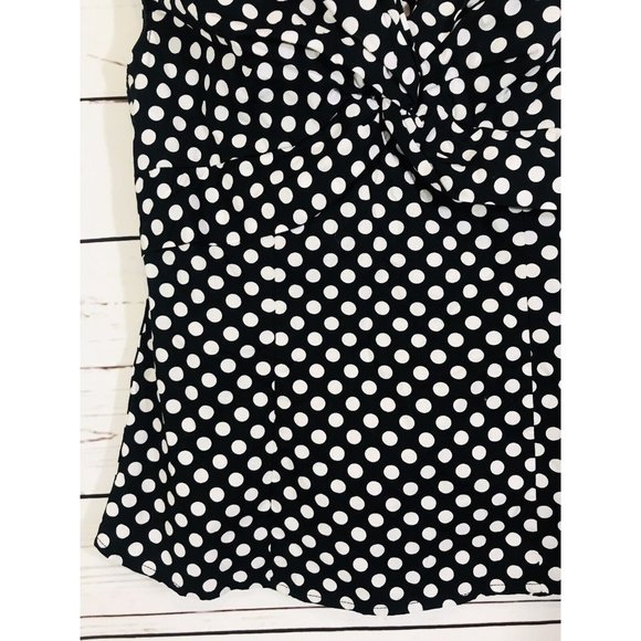 Alfani Sleeveless Blouse Womans Sz 2 Black White Polka Dots Side Zip Rockabilly - Picture 3 of 5